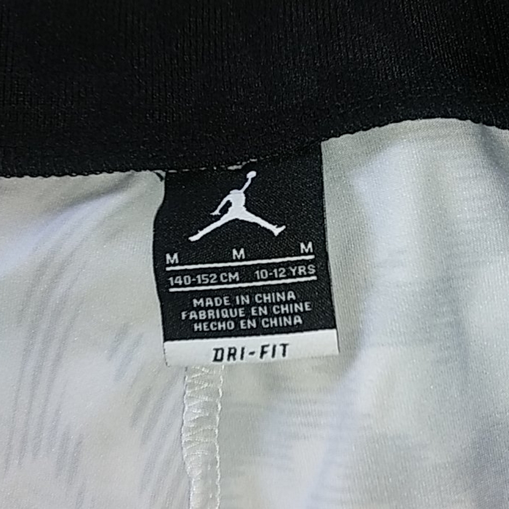 Jordan Dri- Fit Capri Leggings Size M (girls) - Picture 9 of 12